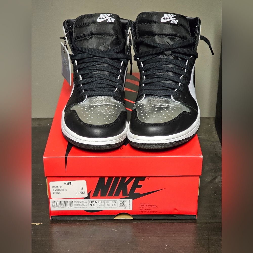 Black and silver retro 1 womens size 12